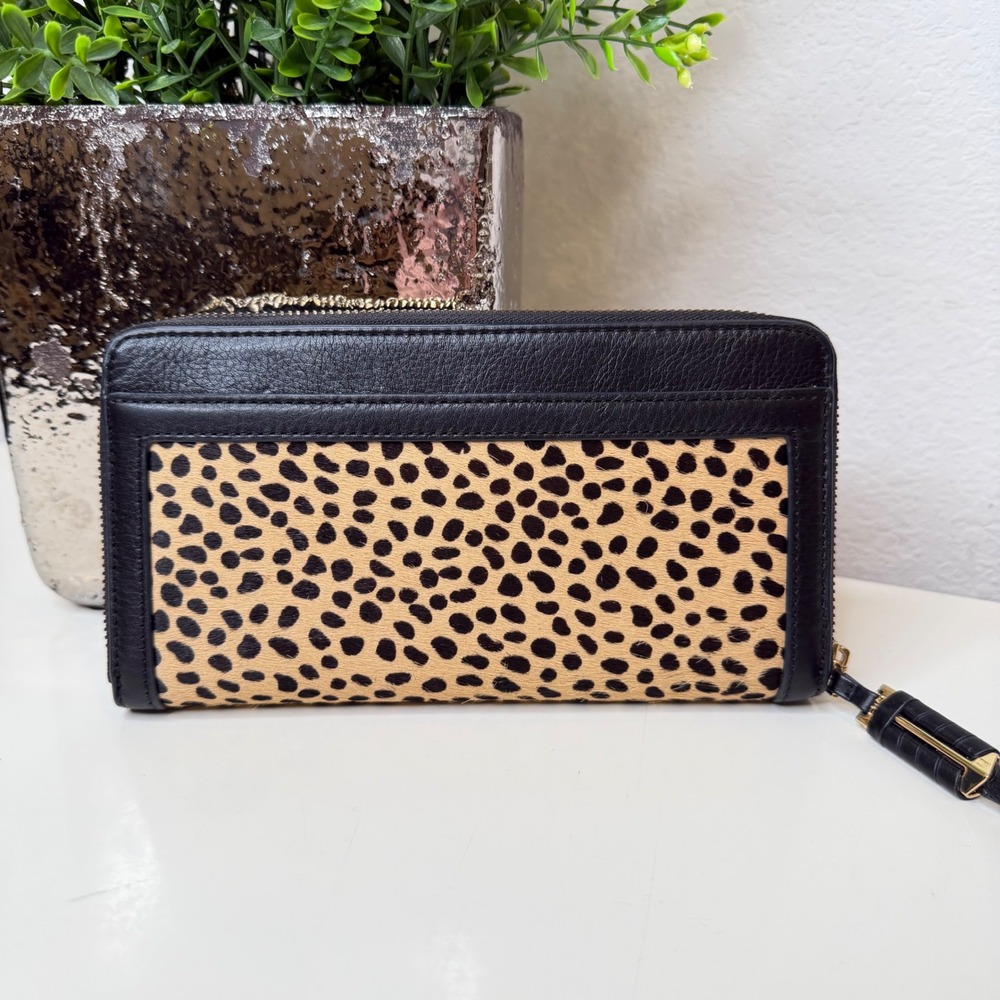 Stella & Dot Covet Mercer Wallet Womens Black Cheetah Calf Hair Leather Chic OS